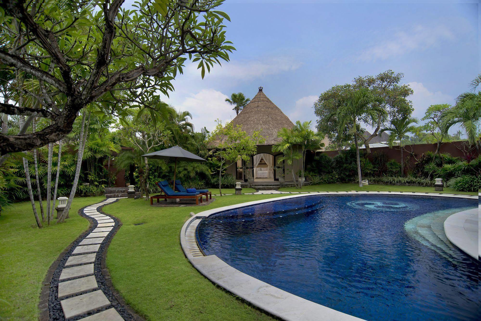Villa The Dusun Seminyak Esterno foto